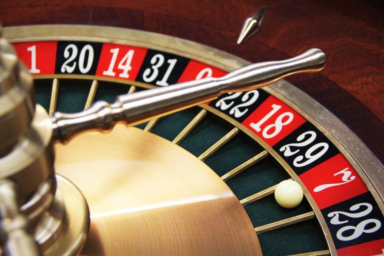 Mini Roulette vs European Roulette vs American Roulette: Which One Pays Better?
